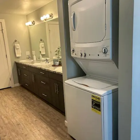 Bringham'S Mill Apartments Perfect For Groups Full Kitchen Gym And Free Parking Rexburg Exterior photo