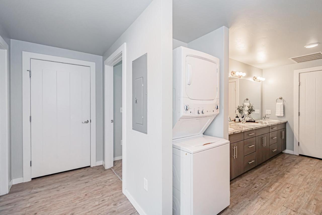 Apartment Bringham's Mill Perfect For Groups Full Kitchen Gym And Free Parking *
