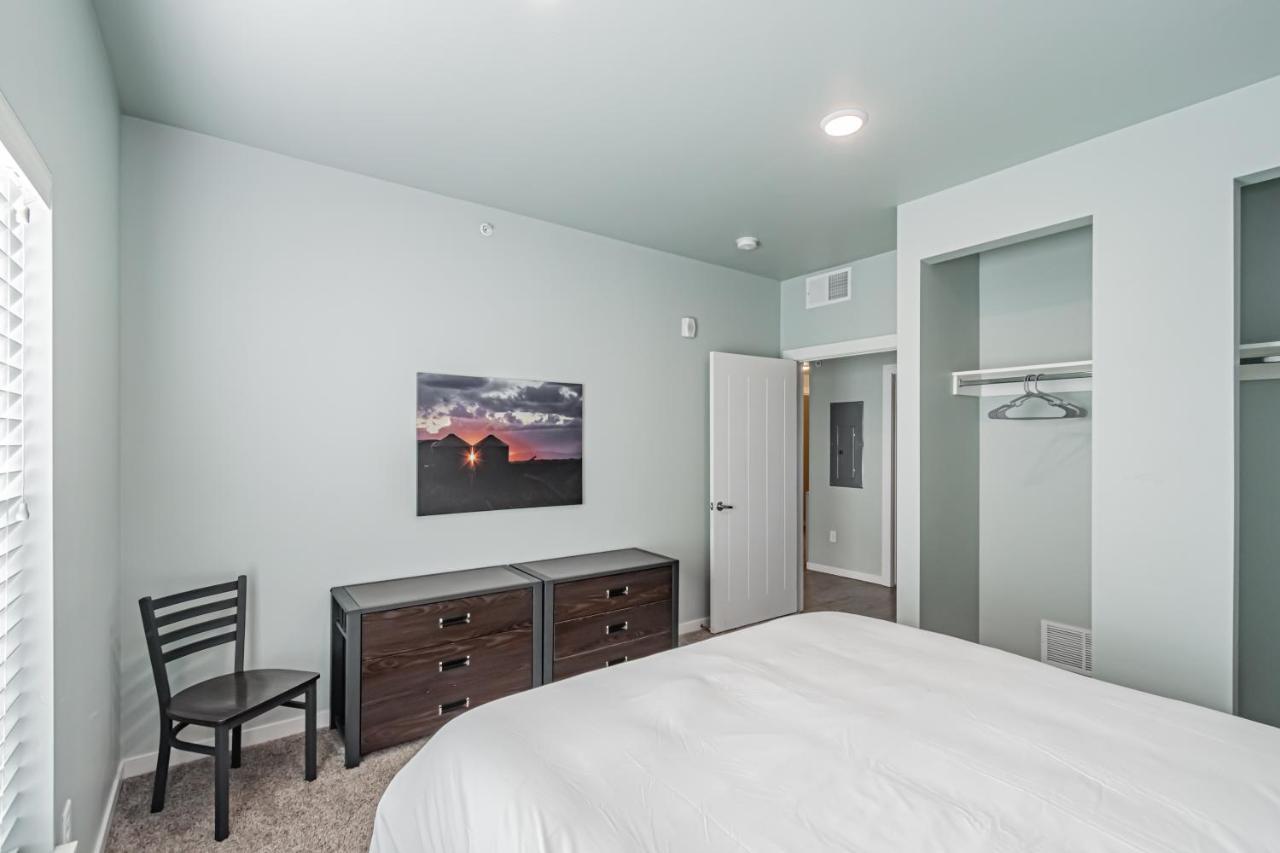 Apartment Bringham's Mill Perfect For Groups Full Kitchen Gym And Free Parking