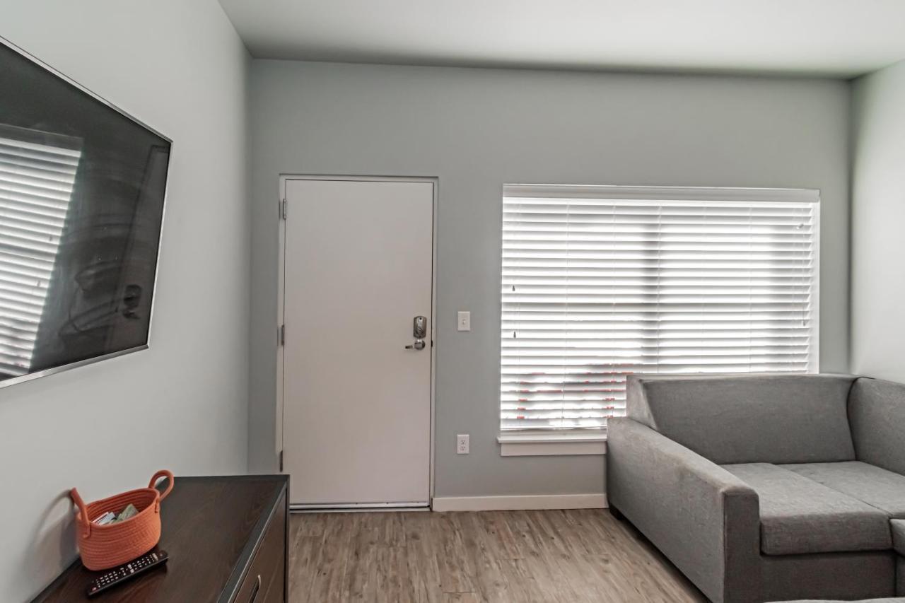 Apartment Bringham's Mill Perfect For Groups Full Kitchen Gym And Free Parking *